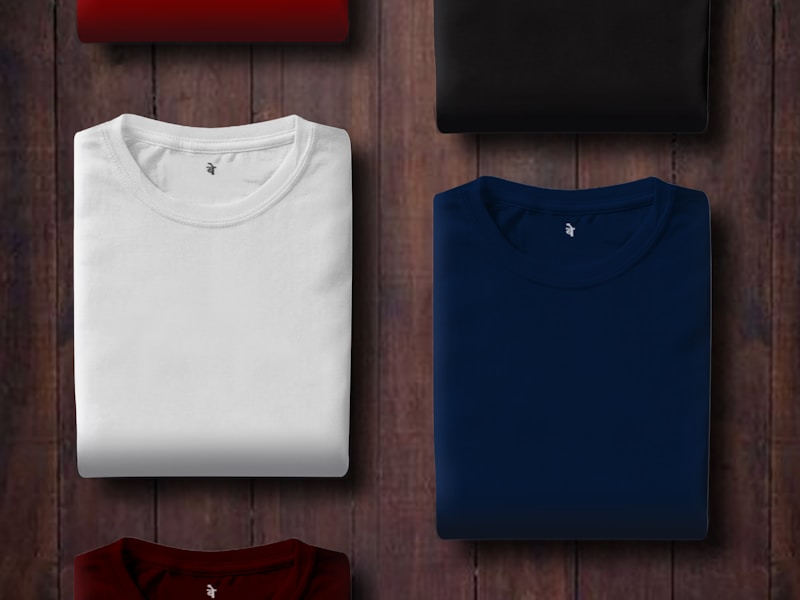 Декоративная ваза